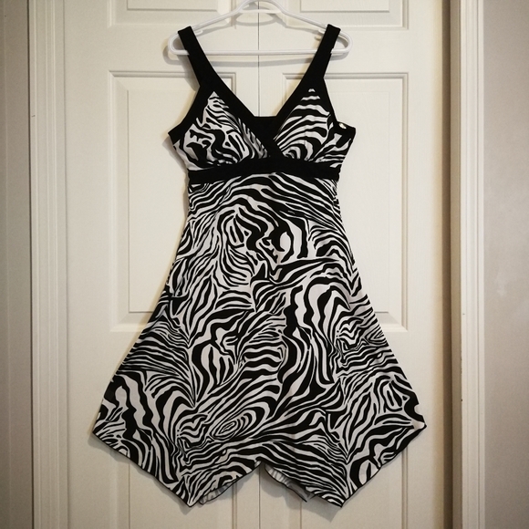 Jessica Zebra Print Dress - Picture 1 of 5